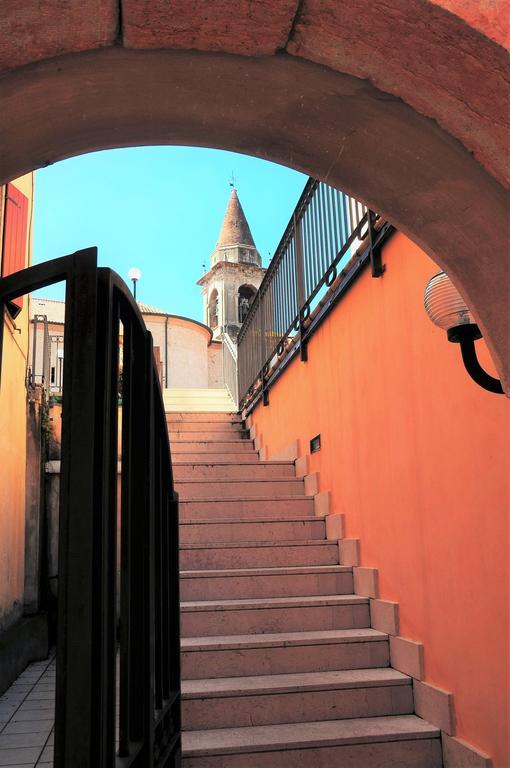 Domus Romanae In Centro Storico Peschiera del Garda Exterior photo